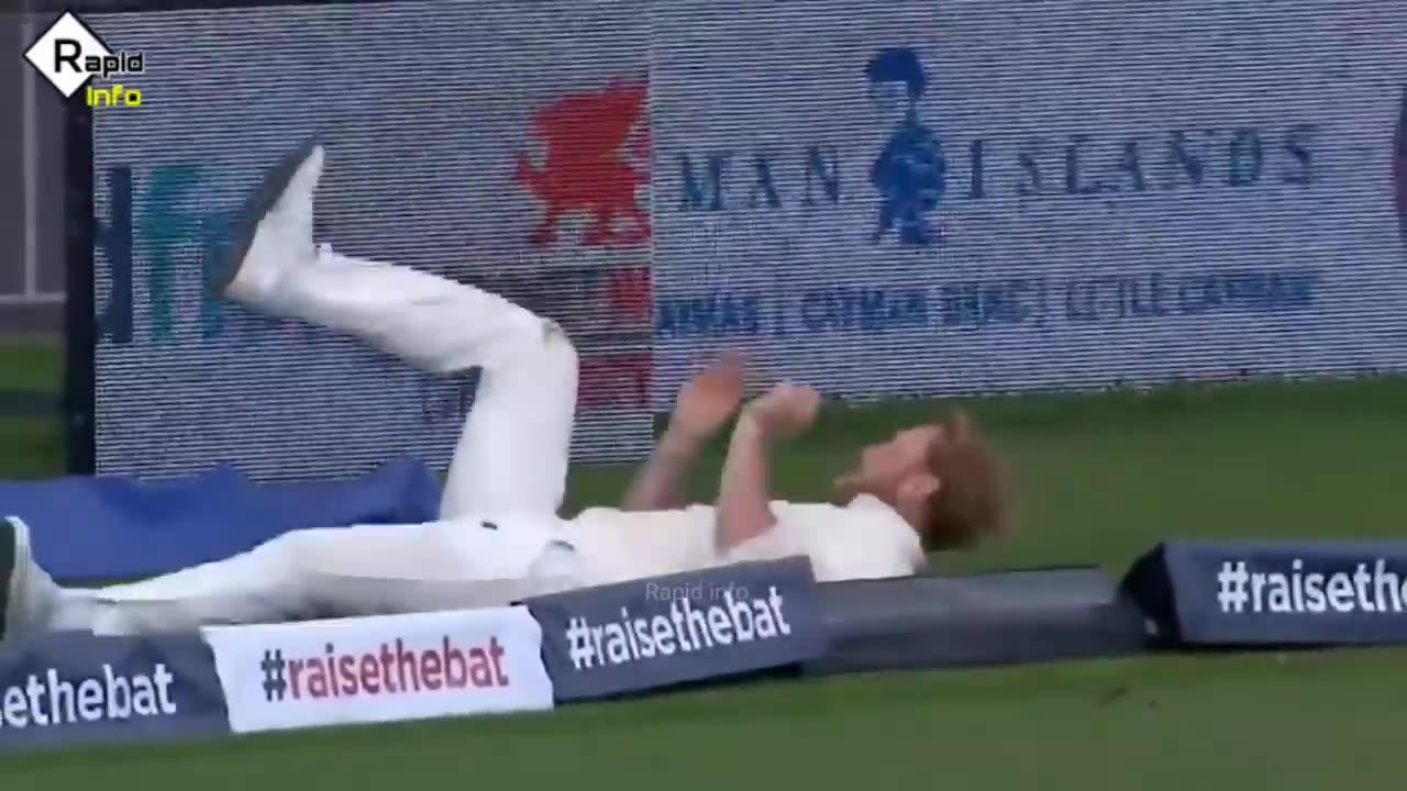 Top 10 rare moments in cricket