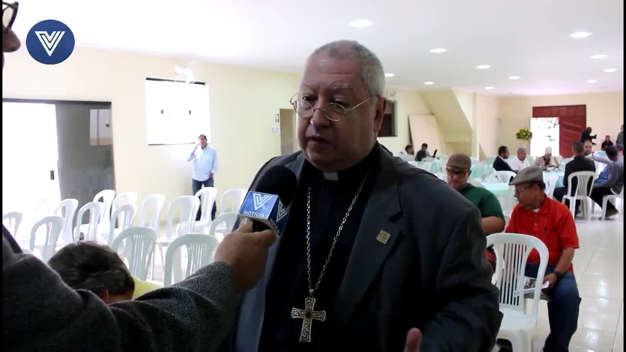 Bispo de Campos Profere Palestra em Loja Maçônica