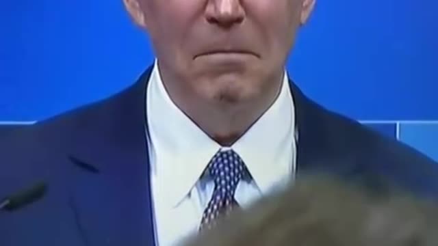 Biden's Face Contorts Wildly at Reporter's Question