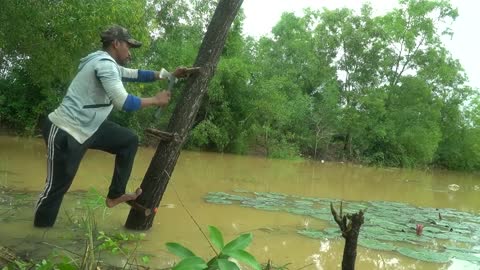 BUSHCRAFT Building 9m Camping Floating Under Raining Season