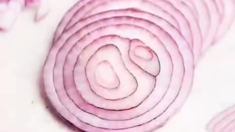 Onions in piramids