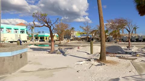 Fort Myers Beach Florida - Walking Tour
