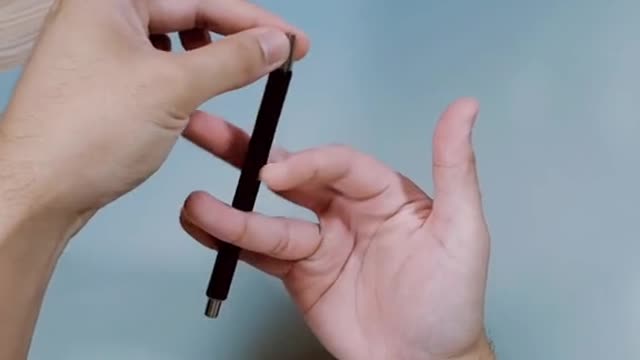 Learn the East Sonic pen spinning trick