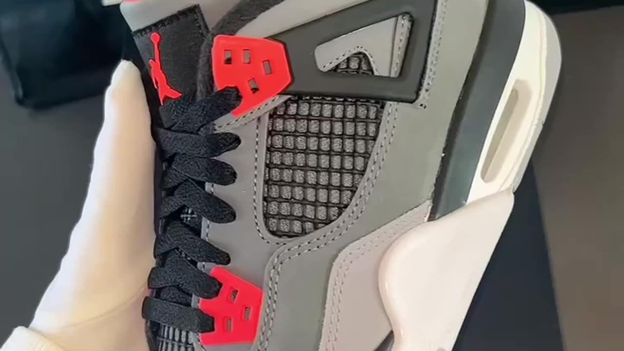 Jordan 4 Retro Infrared