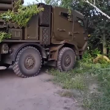 Český těžký MLRS Uragán na bázi Tatry ve výzbroji ozbrojených sil Ukrajiny