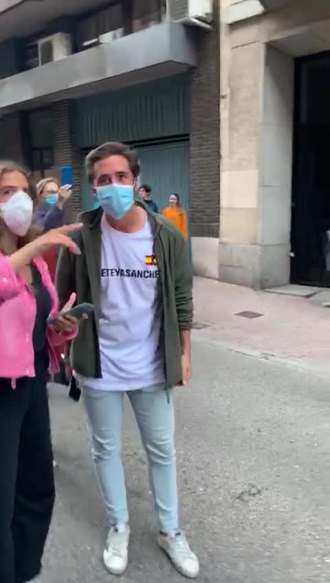 Calle de Núñez de Balboa (Madrid) contra la tiranía Sánchez-iglesias: "Gobierno dimisión" (8)