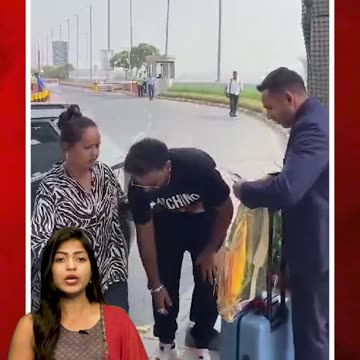 తల్లి ఆశీస్సులు తీసుకుని.. #rishabhpant taking blessing from his #mother #viralvideo | FBTV NEWS