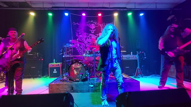 Salem's Childe "No Peace"