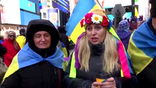 Protesters in Times Square call for peace in Ukraine