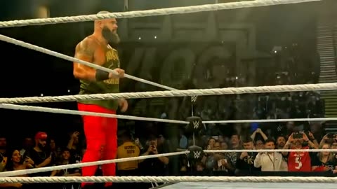 BARUN STROWMAN DSTOROY OMOS WWE LIVE EVENT