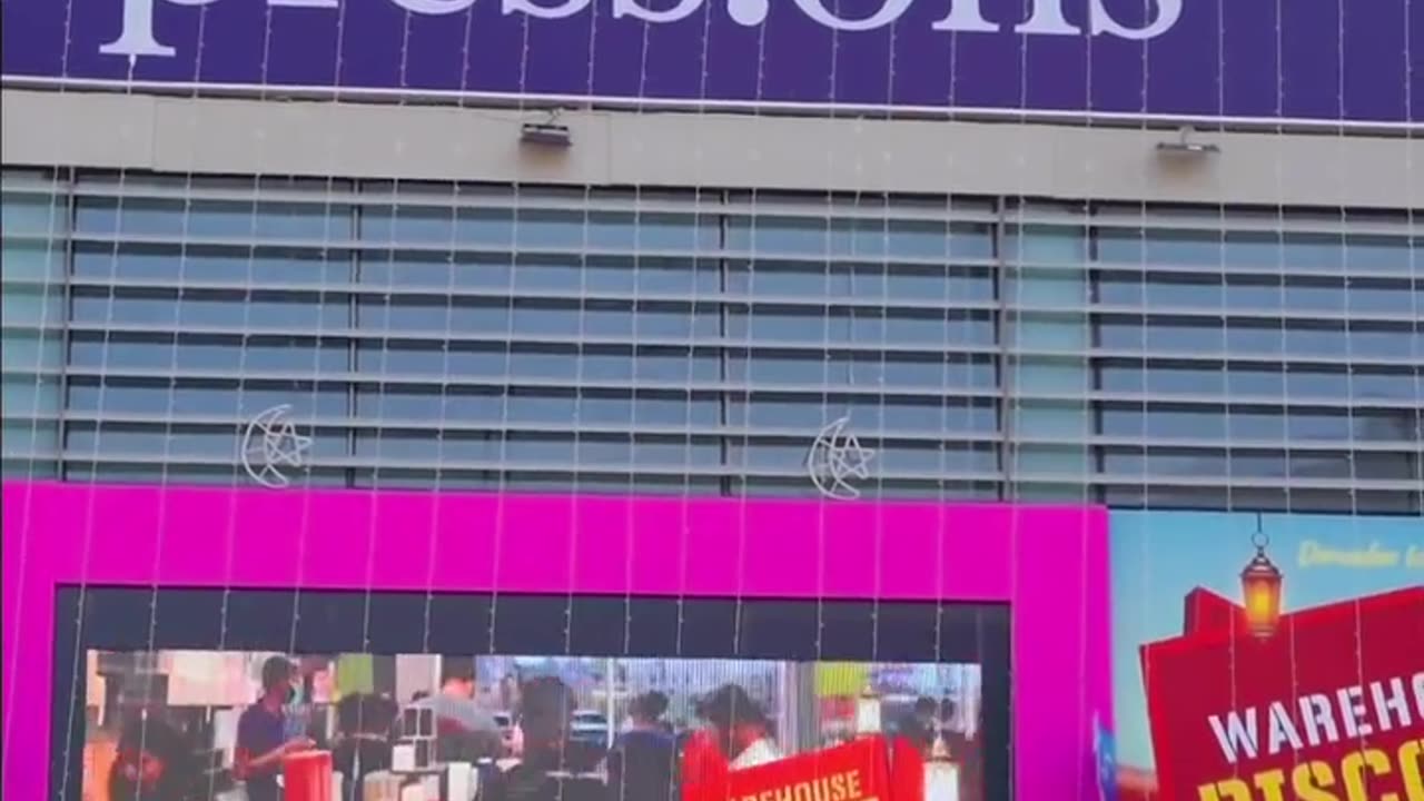 Dubai mall achcha aur sasta