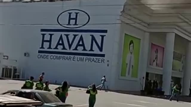 INCÊNDIO HAVAN 28-12-2022 (5)