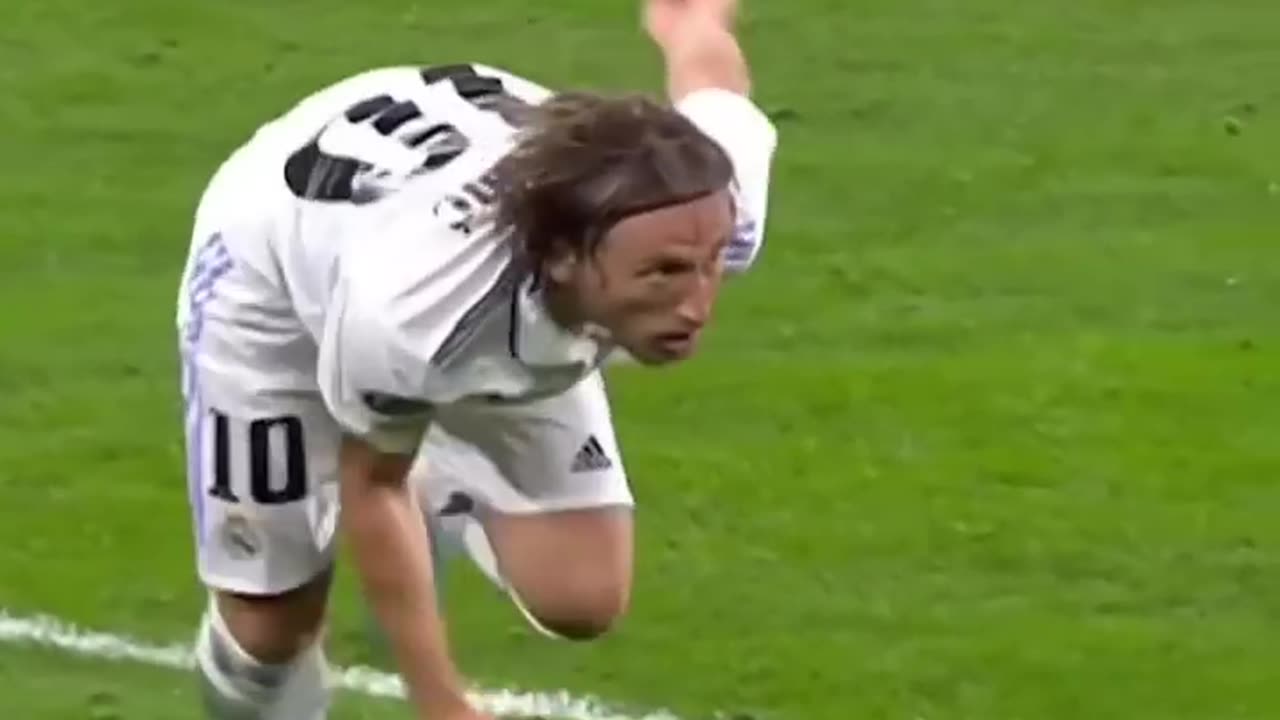 Football Skills footballskills amazingskills beautifulskills