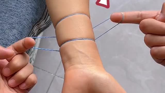 Little magic tricks for flirtatious girls revealed