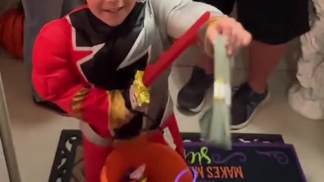 He almost gave the money back 😂 #halloween