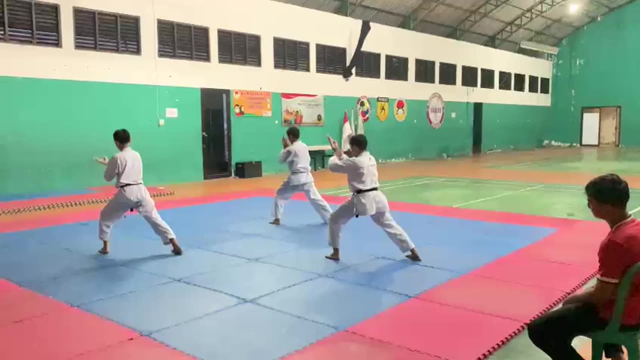 KATA KARATE GROUP