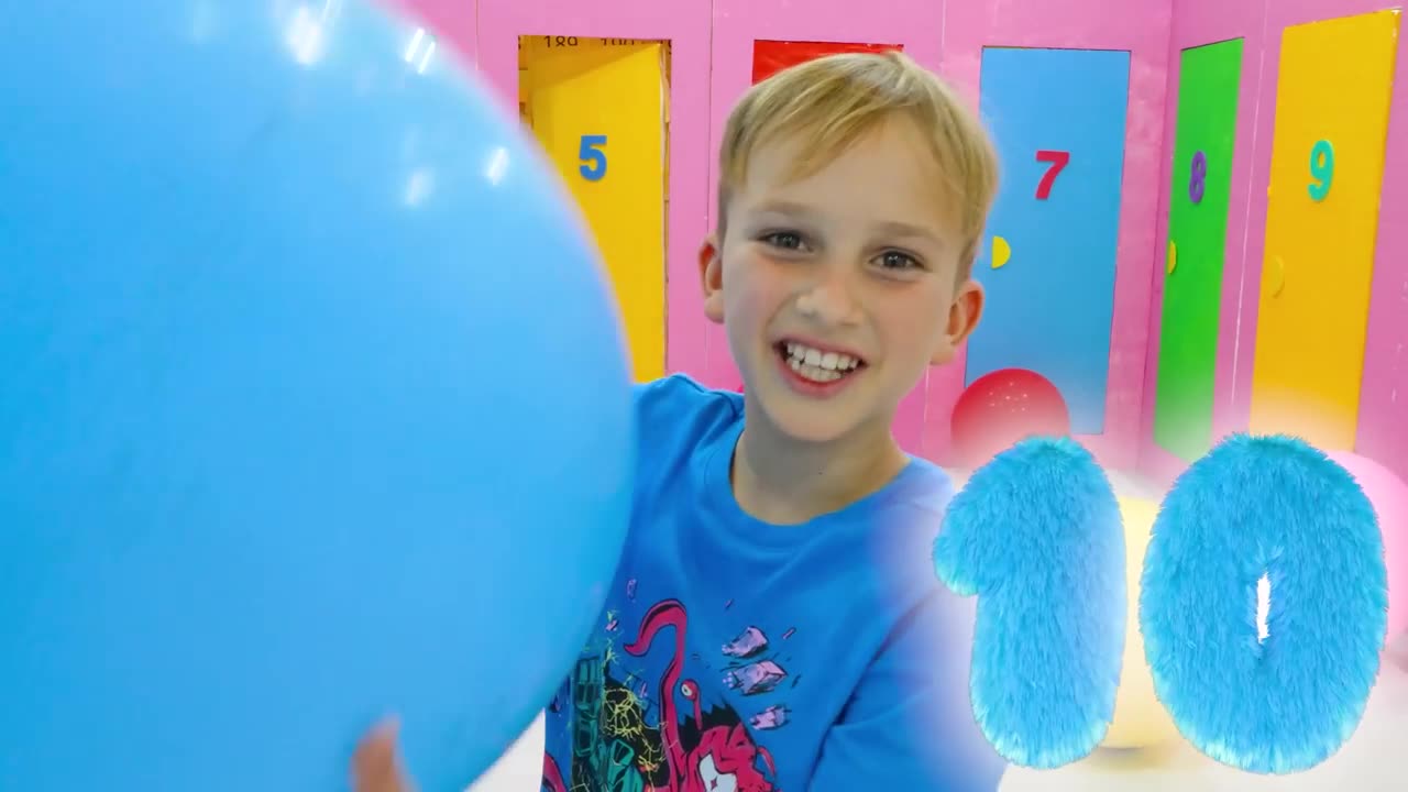 Chris and mom build inflatable playhouse