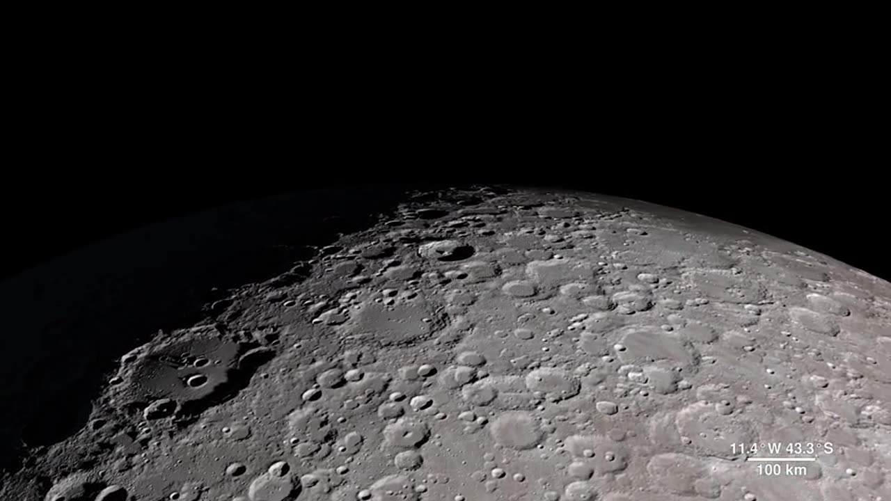 Tour of the Moon 4K