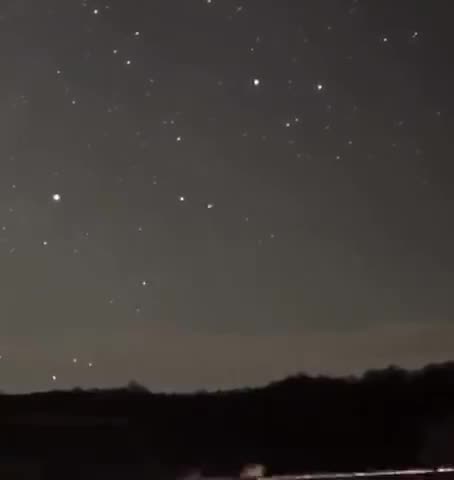 This is a timelapse of the drones spotted in NJ.mp4