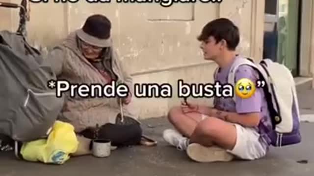 Regaleresti da Mangiare ad uno Sconosciuto_.mp4