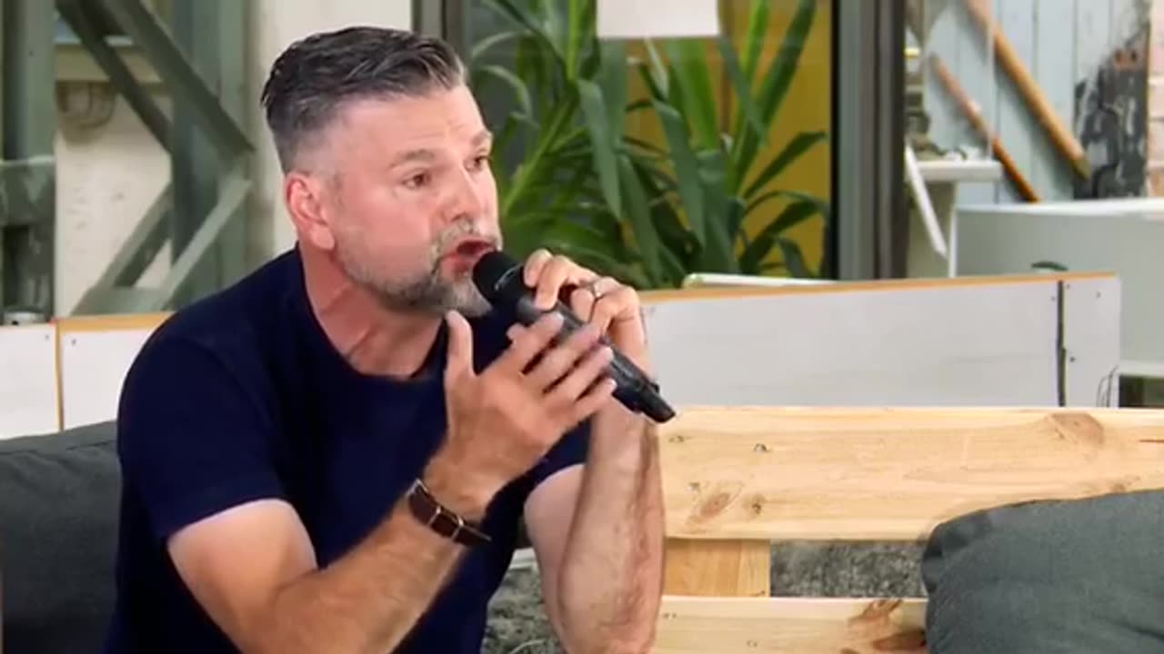 Ken Jebsen: „wenn einer mit der Spritze kommt - jag ihn vom Hof!“