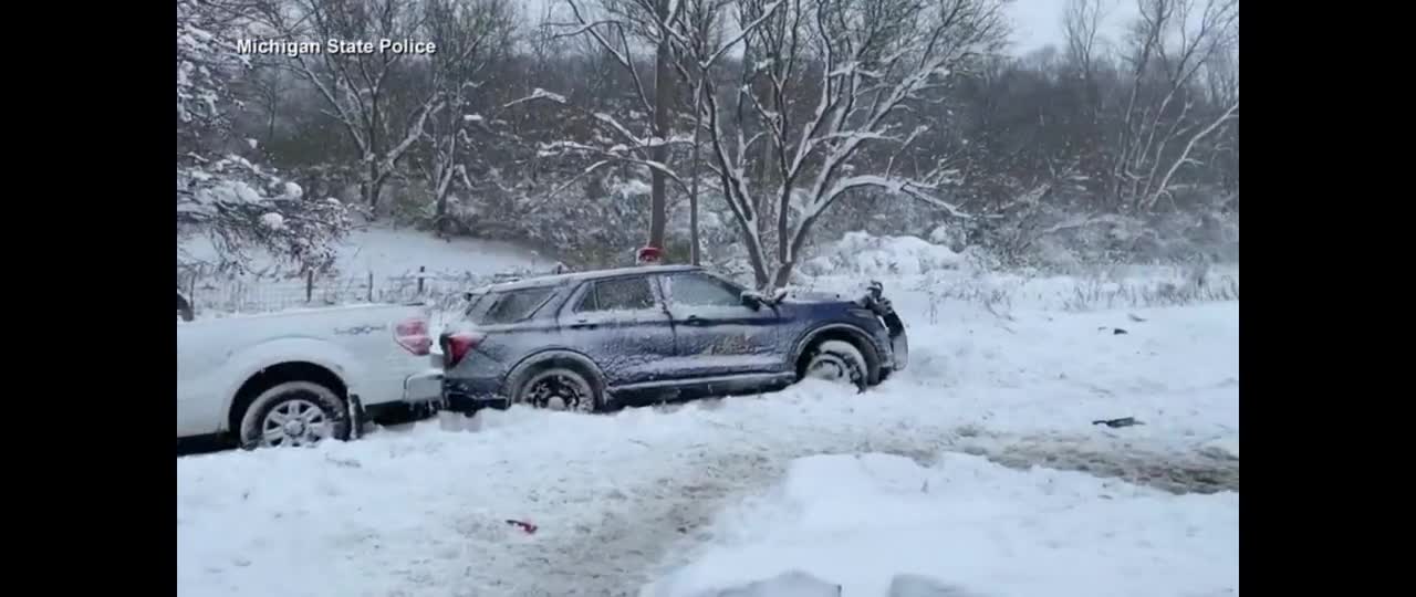 Lake effect snow hammers western New York