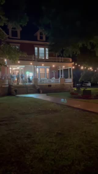 Athens Alabama downtown square action!