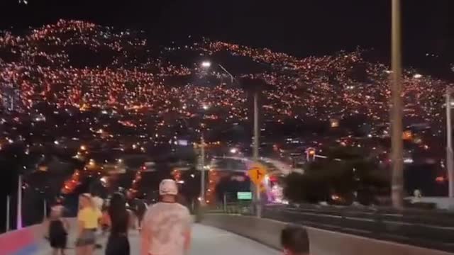 Night skating in Medellin