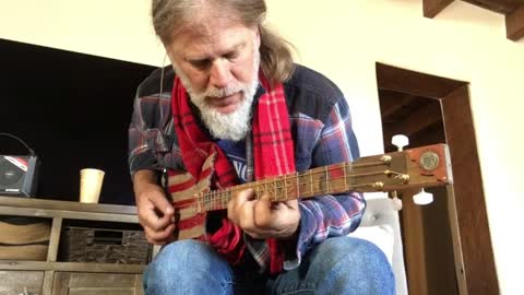 Cigar Box Guitar - Merry Christmas