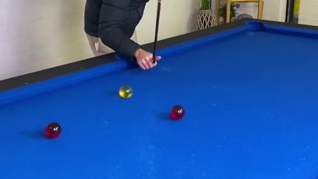 I was shocked I made them all 🤯 5 ball juggle never been done before… #billiards