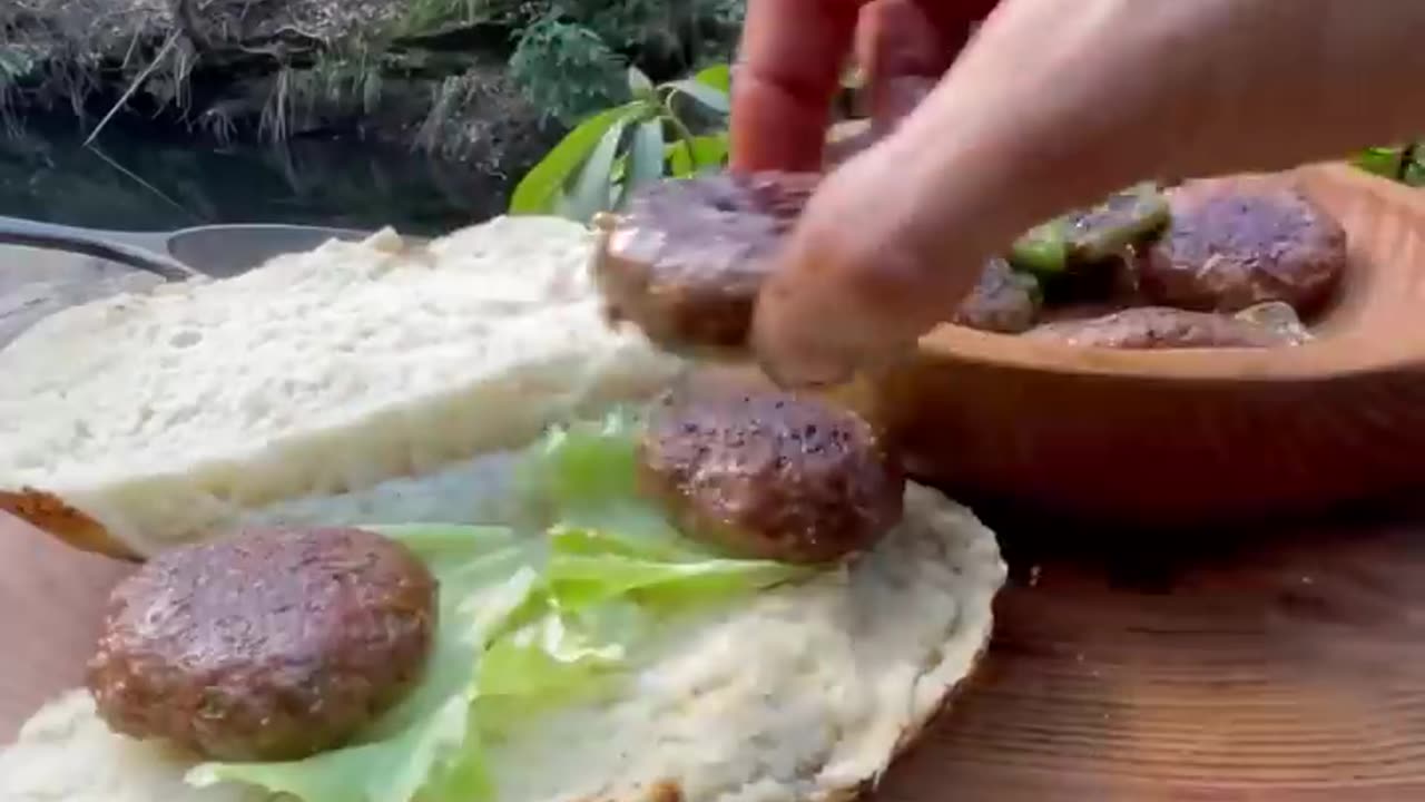 Doğal Taş Ocakta Köfte Ekmek 🥩 _ meatballs in natural stone quarry