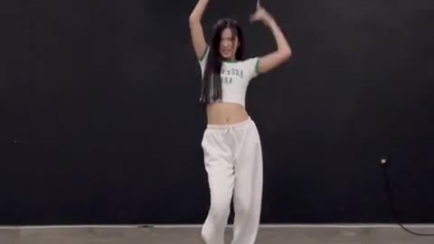 Dance kintamaniii