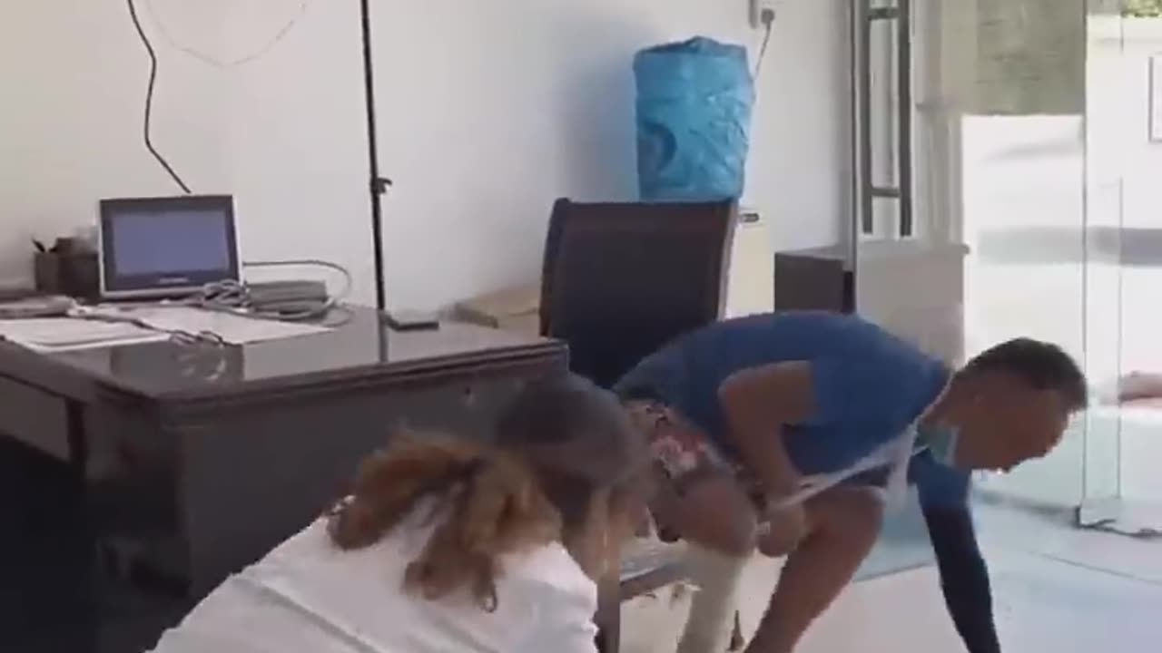 FUNNY DOCTOR