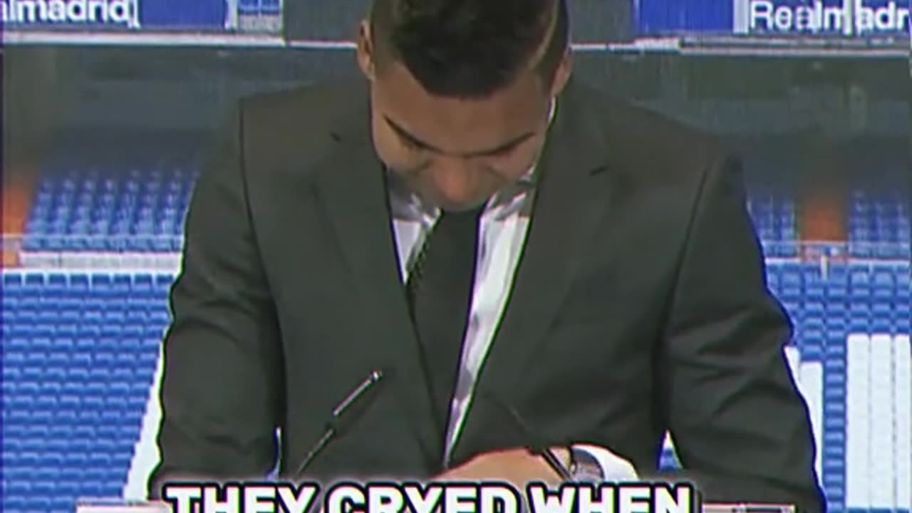 Cristiano ronaldo left real Madrid crying 😢