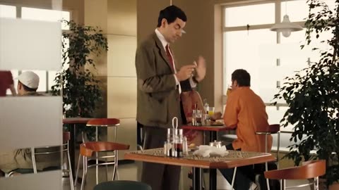Mr Bean's European Car Journey | Mr Bean's Holiday | Mr Bean Official