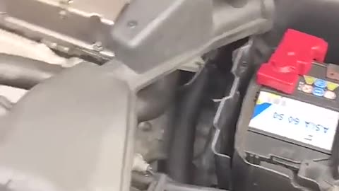 What's wrong with the abnormal noise of the engine?