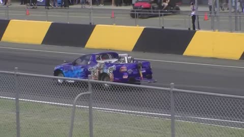 Top Gear Festival Sydney 2013 - Holden VE Wheelie Ute !