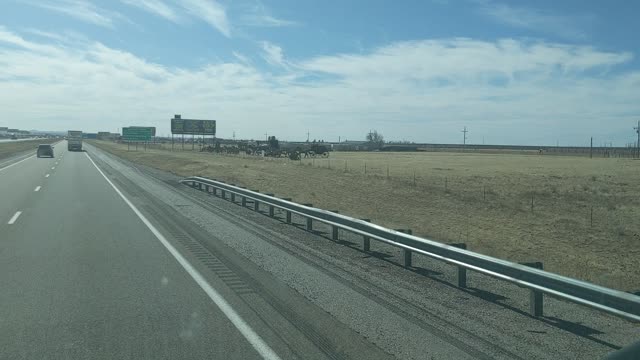 Two minutes of Truckin, Moriarty, NM.