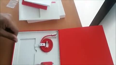 OnePlus one unboxing and look