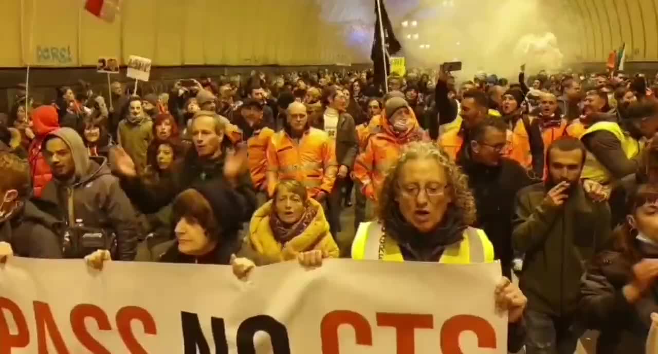 🇮🇹 ✊ The Italy Revolution NOW!