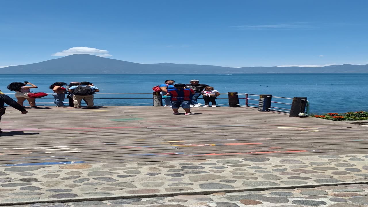 LAKE Attitlan panajachel Solola'