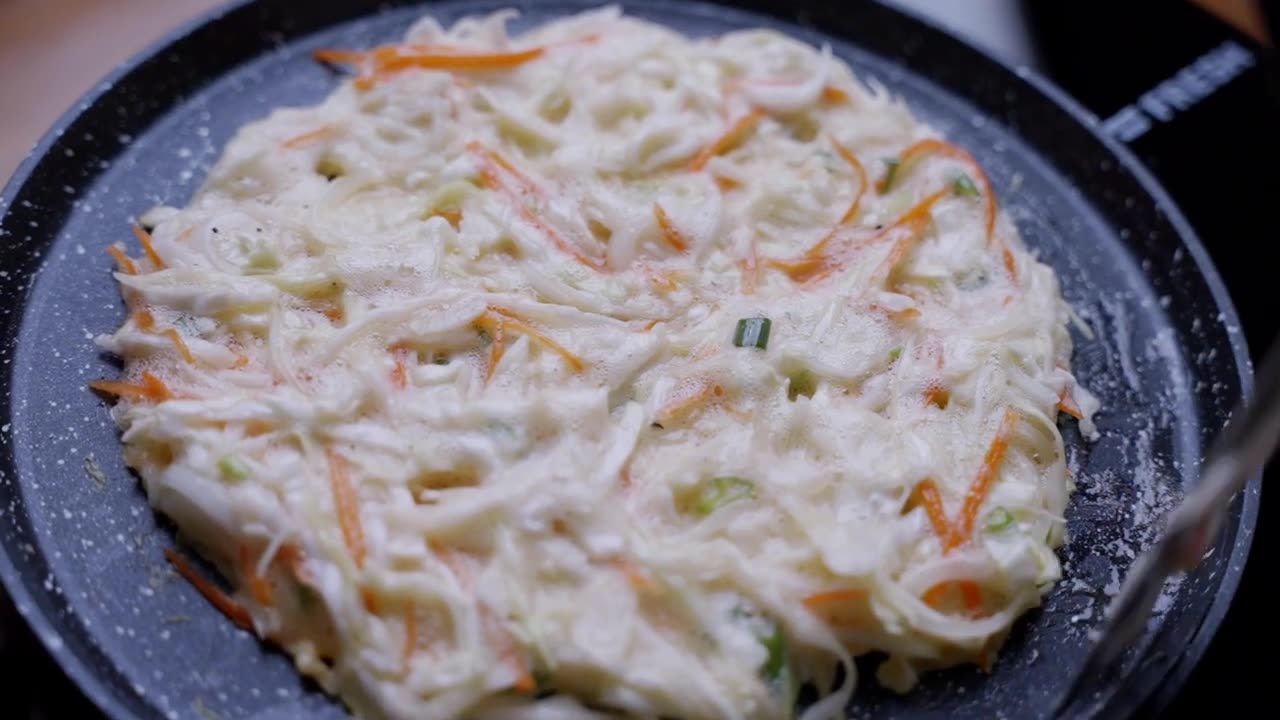 Cabbage in a sandwich? I never imagined this could be so incredibly delicious