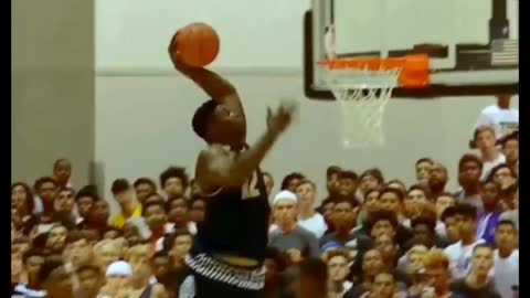 Is this dunk handsome?