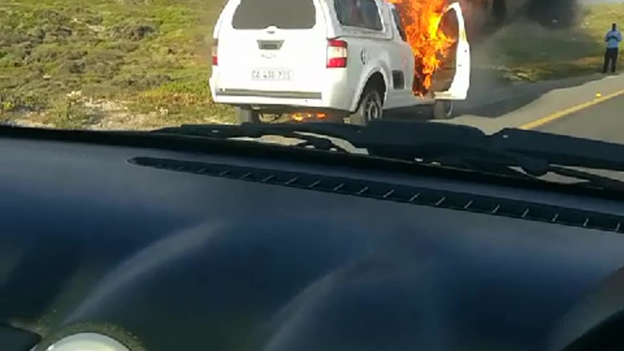 Vehicle Alight 18h09 23.Oct. /23, Cape Town, SA