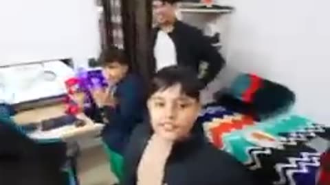 Ek baccha ne kiya piyush joshi ke gaming PC ka dimand