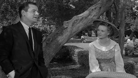 The Twilight Zone S01E05 Walking Distance