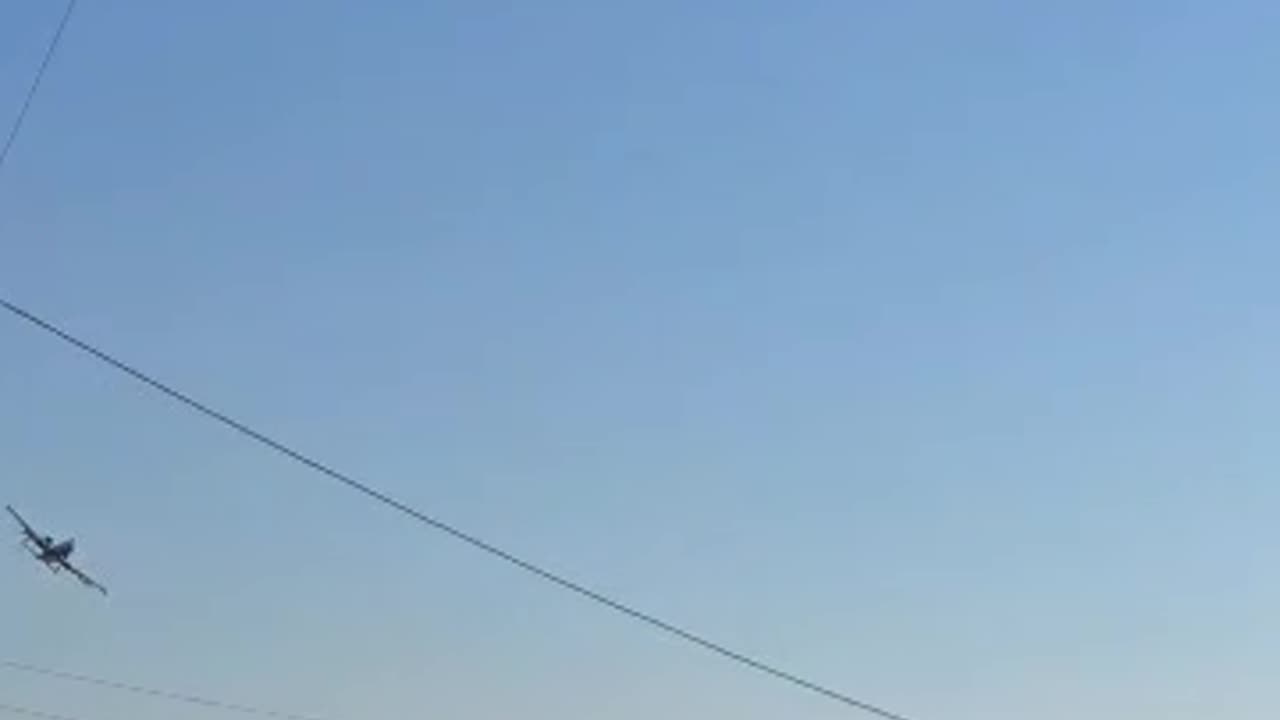 Interesting Footage of a US A-10 Flying Low Over Syrian Kurdistan