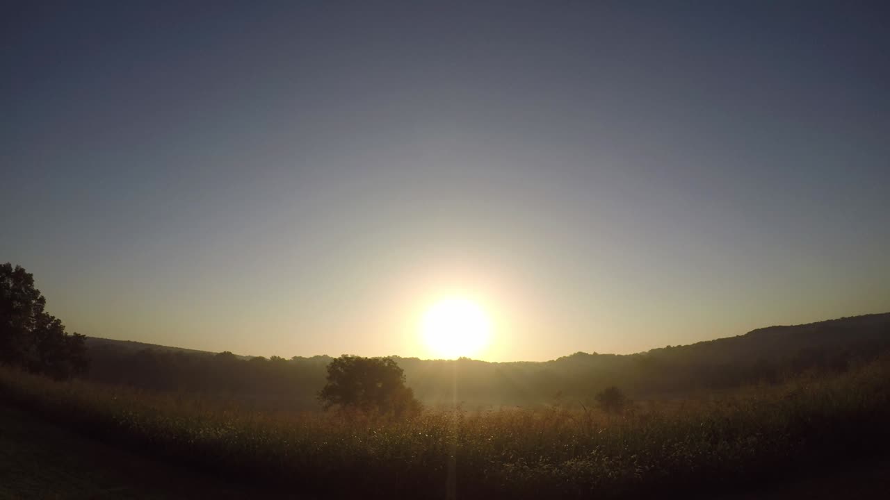 Sun ☀ Rise 8 25 23 71f/22c