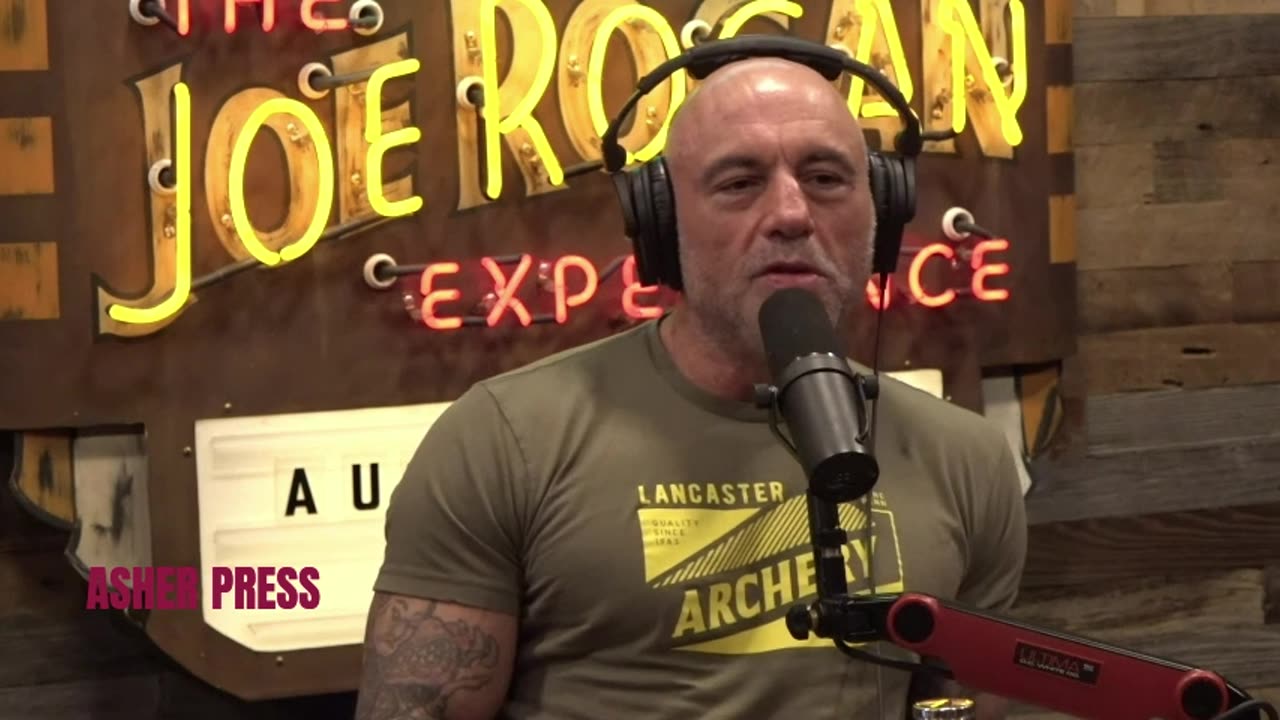 Dave Smith on Joe Rogan “If You’re Bringing Back Mask Mandates, Were Boycotting Your Business”