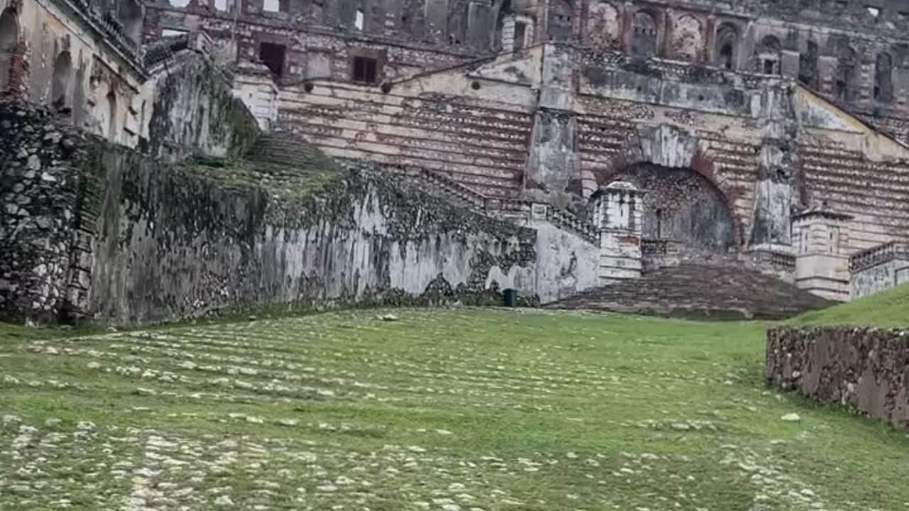 Palais Sans-souci (Haiti)